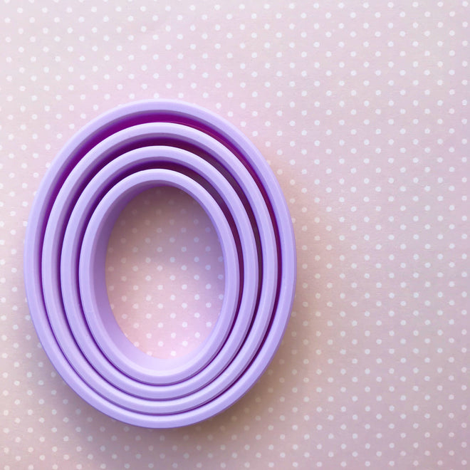 Nesting Oval Cookie Cutters