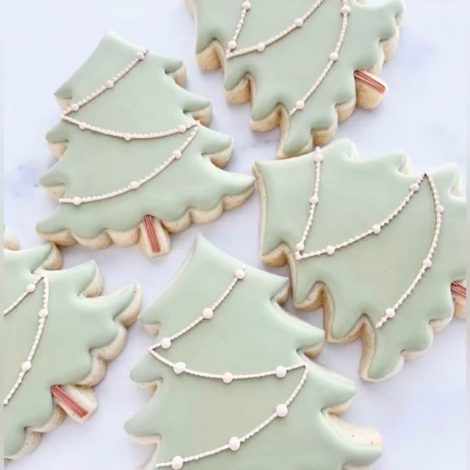 Frilly Tree Cookie Cutter