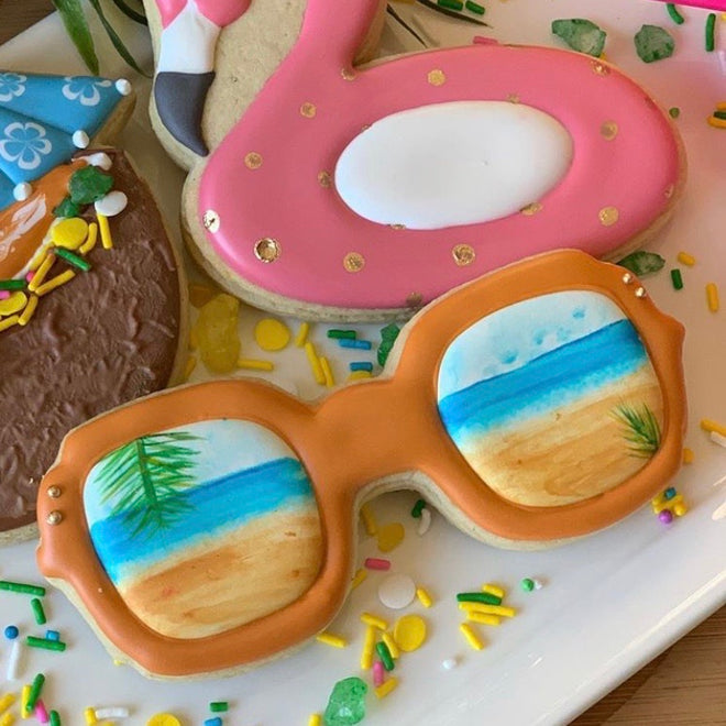 Lisa's Sunglasses Cookie Cutter