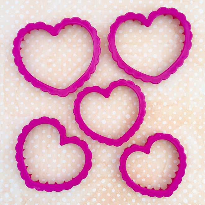 Scalloped Charming Heart
